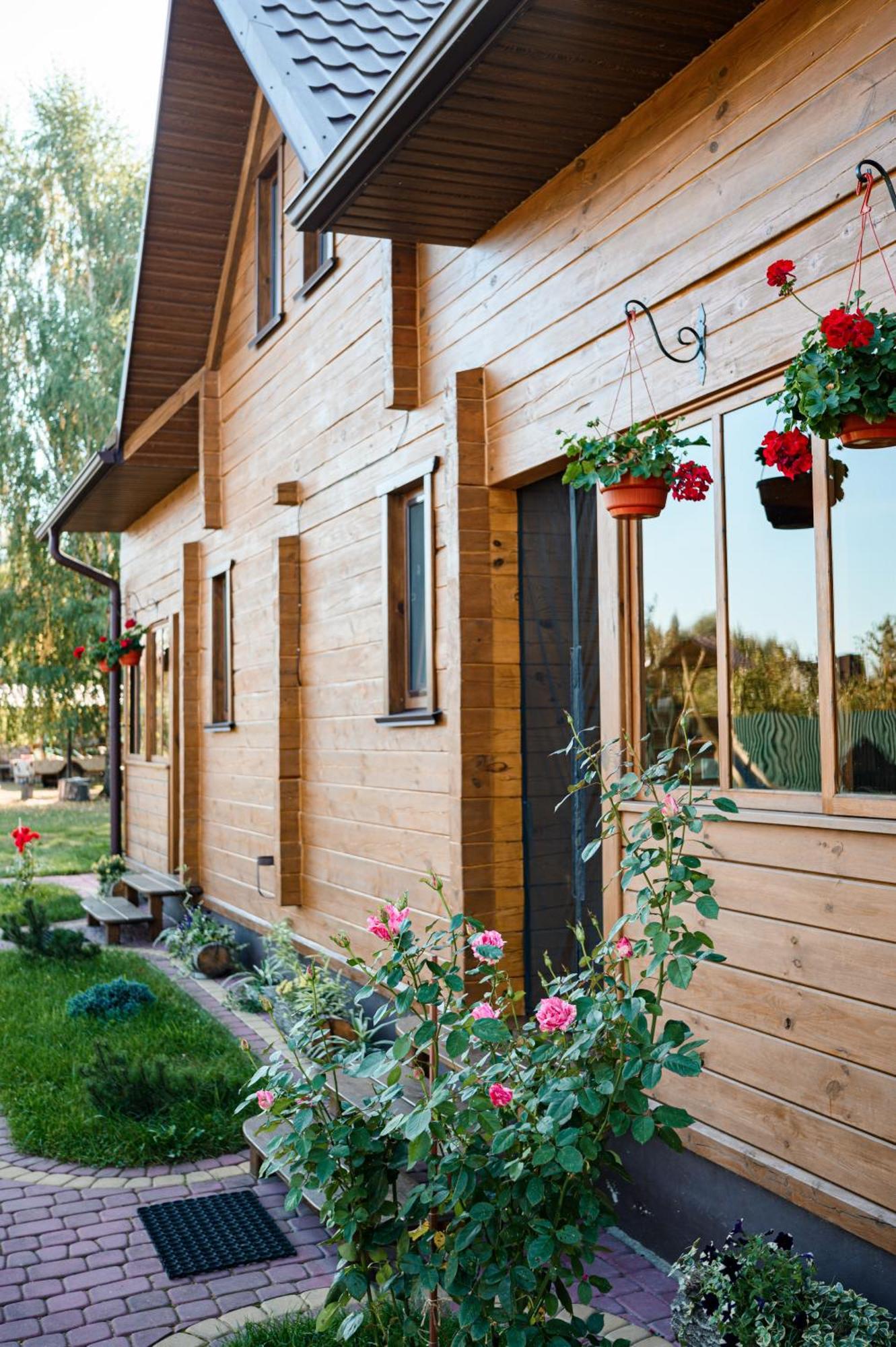 Roxena Apart Shatsk Exterior photo